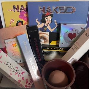Beauty/Makeup Mystery Bundle (3 sizes available)